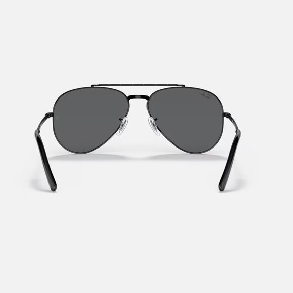 Ray-Ban Black Aviator Sunglasses Polished Black Dark Gray Lenses EUC main image 4